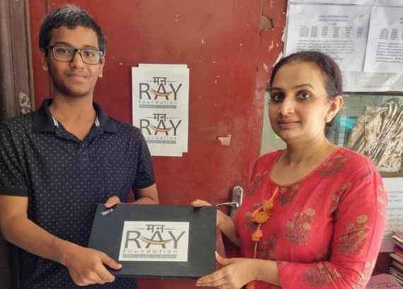 Laptops donated to 11 deserving kids by our volunteer Arpita Mani & Gaurav Mani company (CNSI India)